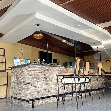 Anna Gold Hotel Kigali Buitenkant foto